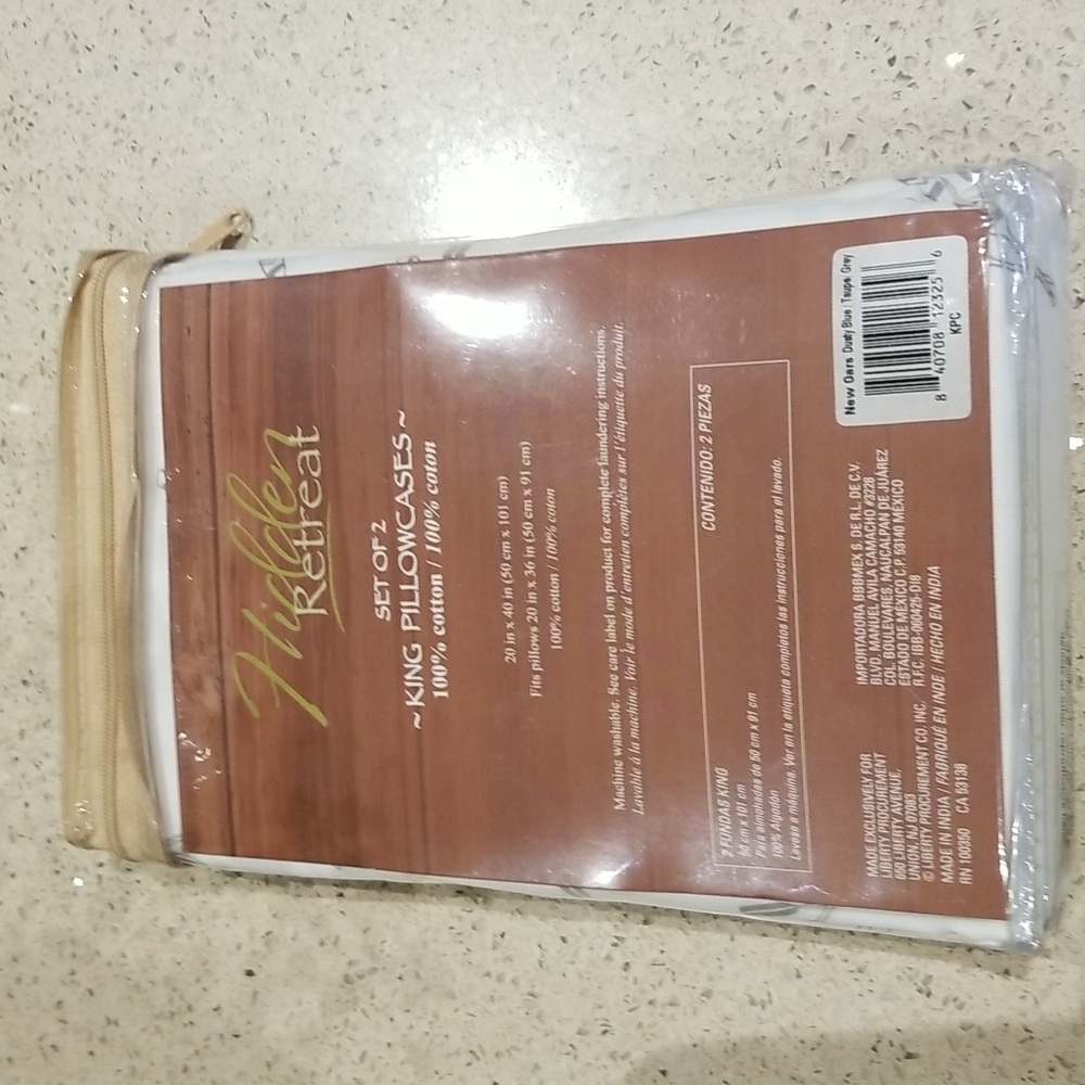 King size pillowcases set of 2 NWTS pattern hidden retreat 100%cotton